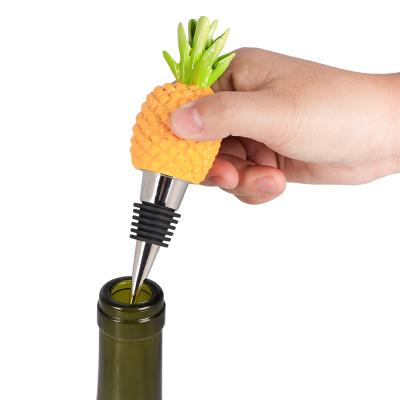 China Outdoor Polished Pineapple Shape Wine Corkscrew Opener Wine Stopper For Home Bar for sale