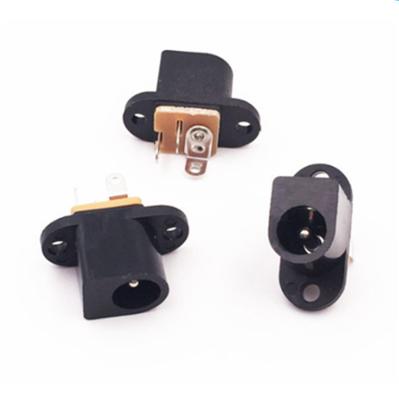 China 2.1mm Plastic Plastic 2.5mm 3 Pin DC Power Connector Audio Plug for sale