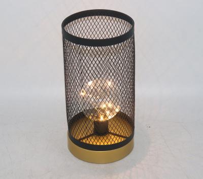 China Economy Simple Wholesale Metal Candle Holder Metal Iron LED Moroccan Candle Lantern for sale