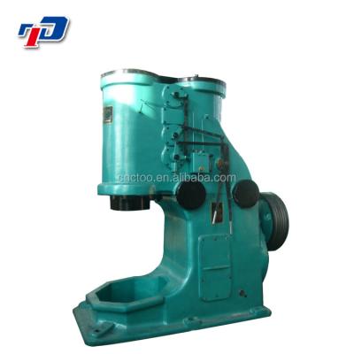 China Blacksmith Forging Hammer Machine Green 1600kg 1250*850*1650mm for sale