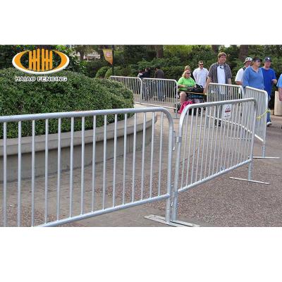 China Widely Used Low Carbon Steel And CE ISO Certification Galvanized Retractable Crowd Control Barrier for sale