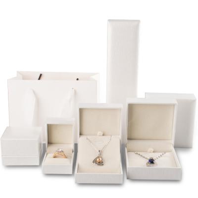 China Materials Factory Wholesale Recycled Jewelry Box, Bracelet, Pendant, Ring Set, Gift Box for sale