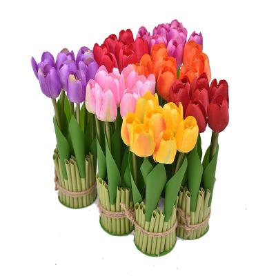 China Amazon Beautiful Tulips Artificial Tulips Hot Selling Colorful Silk Artificial Flowers For Decorative Flowers Wedding Home for sale