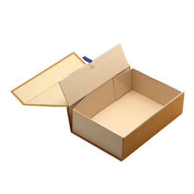 China Luxury Folding Flip Top Textured Special Paper Recyclable Fashion Clothes Magnetic Gift Folding Foldable Box Packaging for sale