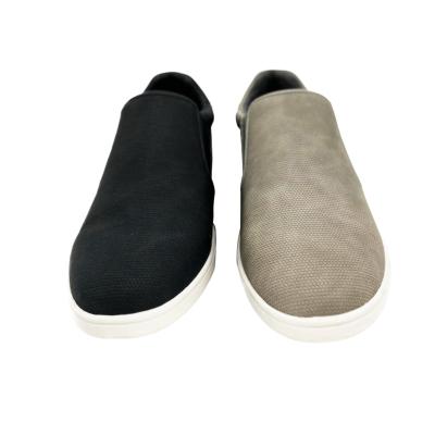 China Fashion Trend Classic Plain Color Sneakers Loafers Slip On Fitness Walking Style Trendy Men Casual Custom Canvas Shoes for sale