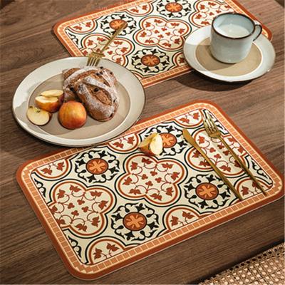 China Viable Royal Design PVC Table Mats Set For Restaurant Hotel Plastic Woven Place Mat Dinner Dining Plate Dish Mat for sale