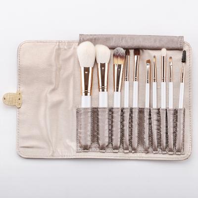 China Angular Blush Professional Makeup Brushes Private Label Goat Hair Makeup Brushes 24 Pcs Makeup Brush Set for sale