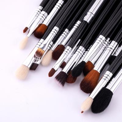 China Angular Blush Custom Black Logo Makeup Brush Set Makeup Brushes for sale