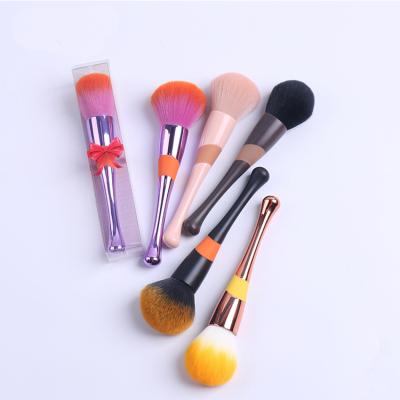 China Full Body Flat Brush Big Powder Brush Simple Makeup Brush Pink Makeup Brush for sale