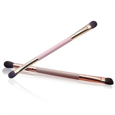 China Angular Blush Double Brushed Pink Polyester Cloth Makeup Brush Single Eyeshadow Brush for sale