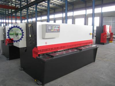 China High Efficiency Guillotine Sheet Metal Shearing Machine / Swing Beam Hydraulic Shear for sale