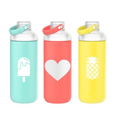 China 600ml 20oz Viable Unique Design BPA Free Glass Water Bottle With Silicone Sleeve for sale