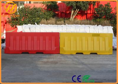 China Driveway Safety Control Plastic Traffic Barriers Water Filled Road Traffic Barriers for sale