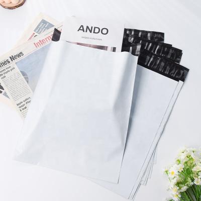 China Eco-friendly Custom Printed Logo White Personalised Waterproof Poly Mailer Compostable Mailer Mailing Bags For Shipping for sale