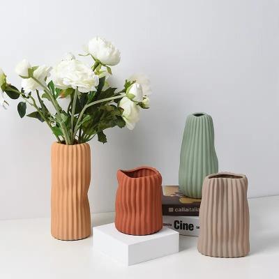 China Nordic Modern Morandi Line Glaze Ceramic Vases for Flowers Home Decor Bedroom Wedding Table Decoration Vase for sale