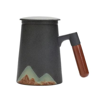 China Creative Retro Wood Handle Mug Ceramic Large Tea Coffee Cup Handmade Pottery Cups and Mugs with Tea Infuser and Lid for sale