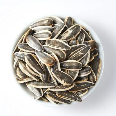 China High Quality Dried Parrot Family Sunflower Seeds Bulk Kernel Hybrid Sunflower Seeds for sale