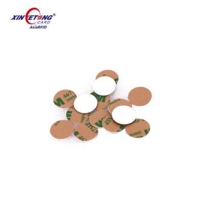 China Plastic NFC Chip Coin Tags, Smart Passive Waterproof PVC Waterproof/Waterproof NFC Coin Cheap Price Tag for sale