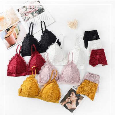 China Breathable Triangle Cup Vest Bralette Panties Floral Soft Comfortable Women 2 Pieces Lace Up Bra Underwear Sets for sale