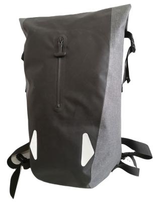 China 2020 600DTPU Waterproof Backpack Computer Bag Backpack Business Waterproof Backpack With Air Tight Zipper for sale