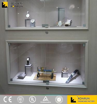 China Luxury Track Record High Quality Watches Display Cases From Ronrun for sale