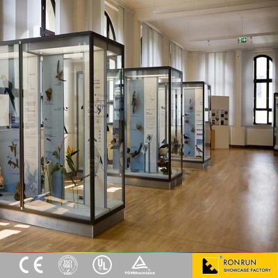 China Museum / Museum Floor Freestanding Exhibition Customized Standing Display Cases for sale