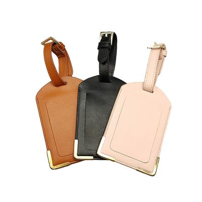 China Embossed Check-In Disc Logo Split Leather Hotel Baggage Tag Wedding Favor Luggage Tag With Metal Corners for sale