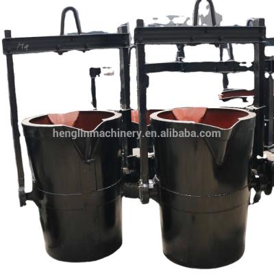 China Iron Casting Ladle With Ladle Lifting Crane For Furnace Casting for sale