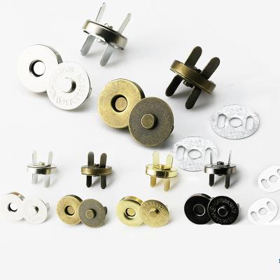 China Factory Price Anti Nickel 18mm Durable Brass Metal Button Magnetic Buckle For Cosmetic Bag for sale