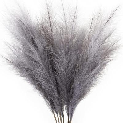 China 110cm Long Stem Artificial Pampas Grass Indoor Outdoor For Christmas Home Decor for sale