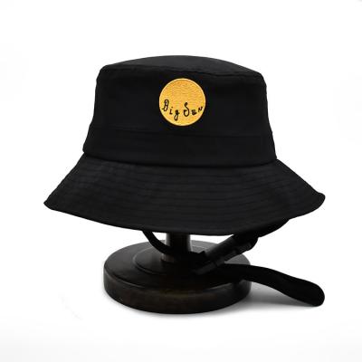 Cina Cappello praticante il surfing impermeabile unisex del secchio con protezione di Chin Straps Wide Brim Sun sul mare in vendita