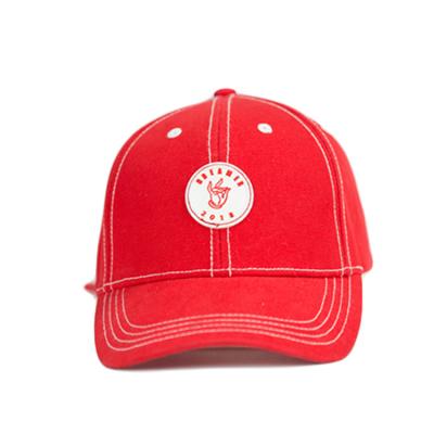 China Adjustable Fashion Style Customize Red 6-Panel Embroidery Woven Patch Logo Baseball Caps Hats Te koop