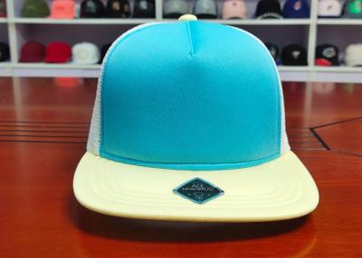 China Fashionable Mix Color Blank Custom design logo Flat Bill Plastic buckle Snapback Caps Hats Te koop