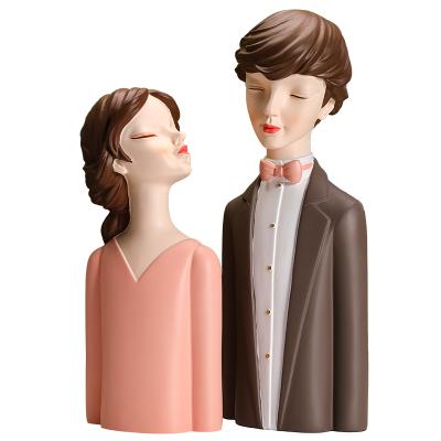 China As shown style youth modern men and women decoration friends living room home wedding gift resin decoration for sale