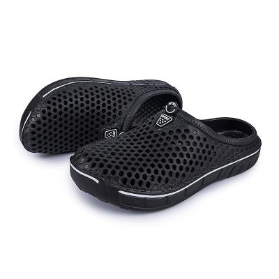 China Wearable slippers fashion couple slippers summer bedroom men's non-slip casual anti-skid slippers for sale