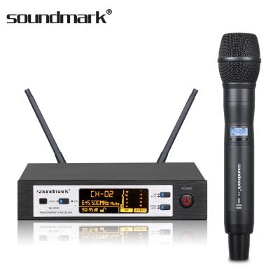 China Lightweight SK-9100 True Diversity UHF Small And Medium Frequency Wireless Handheld Microphone System for sale