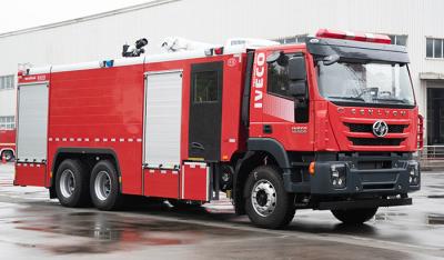 China Carro de bombeiros industrial do petroleiro da água de SAIC-IVECO com a cabine dobro da fileira à venda