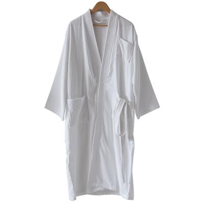 China Best factory direct sale white QUICK DRY Terry Bathrobes 32S hotel bathrobe for sale