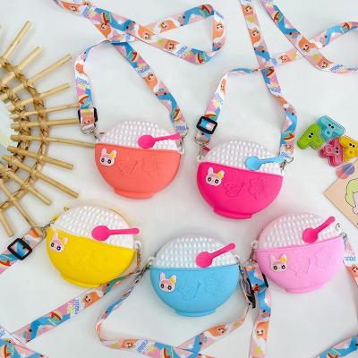 China For Kids Children's Bags New 2022 Summer Style Concave Silicone Ice Cream Coin Purse Girl Western Style Concave Cross - Body Accessory Bag for sale