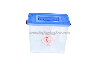 Chine Capacité 60L - taille de vote 26 x 2cm de fente de poubelle pp de vote clair en plastique de 70L à vendre