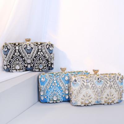 China New Handmade Fashion Pearl Embroidered Rhinestone Dinner Bag Dress Party Lady Bags Grab Shoulder Bag for sale