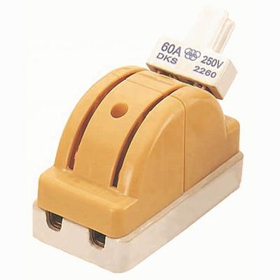 China ABS Porcelain Base 60A High Voltage Double Knife Switch Throw for sale