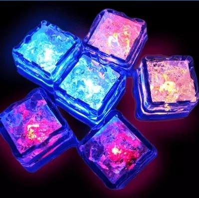 China Food Grade PS Materials And Components Electronic Luminous Bar KTV Ice Cube Light Set Colorful Square Water Sensor Luminous Ice Cube Water LED Ice Cube for sale