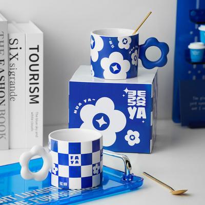 China Ready To Ship In Stock Wholesale Mugs Vintage Klein Blue Creative High Value Ceramic  Boys Mugs Customizable Office Couple for sale