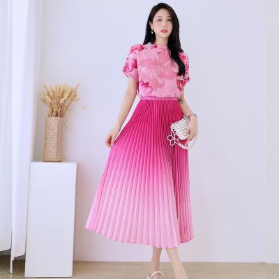 China 2023 Hot Sale Custom Made Summer 2023 Hot DRY Plus Size Women Clothing Pleat Print Two Piece Sets Women's Dress Sets for sale