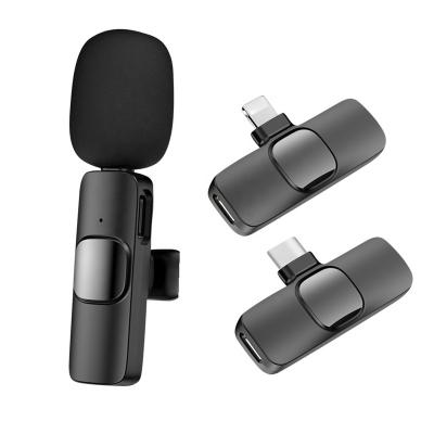 China Portable Audio Video Recording Mic For IPhone Live Broadcast Gaming Microfone New Headset Microphone Lavalier Wireless Microphone 2022 for sale