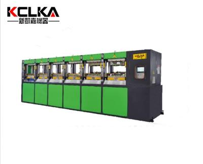 Chine Unique Full Automatic KCLKA ​​EVA Two Color Foaming Molding Machine Sport Sole Making Machine à vendre