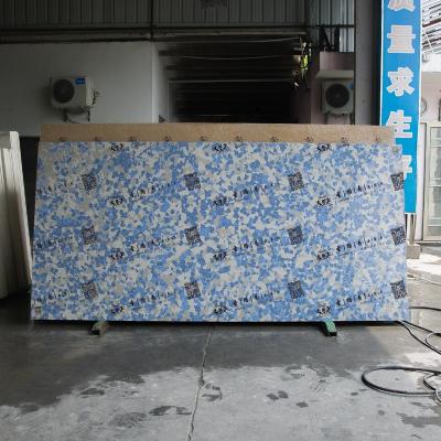 China Easy To Install And Maintain Mirror Polished Crystal Blue Pattern Artificial Quartz Stone For Bathroom Floor Decoration for sale