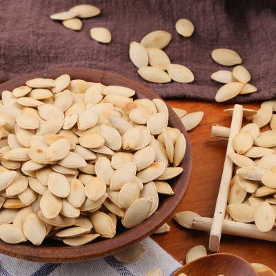 China Nutritious Cashews Soft Snacks OEM Shine Skin Seaweed Flavor Pumpkin Seeds Feature Shelf Source Material Type for sale