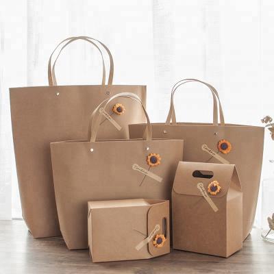 China Simple Recyclable Bolsas De Papel FSC Style Gift Bag Package Wedding Gift Wrapping Paper Bag for sale